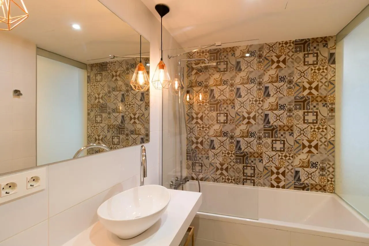 Bilbao Art Lodge Staynnapartments Guest house